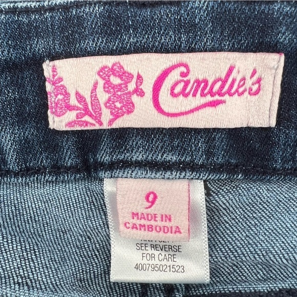 Candie's Cuffed Hem Jean Shorts Size 9 Women’s - Picture 2 of 5